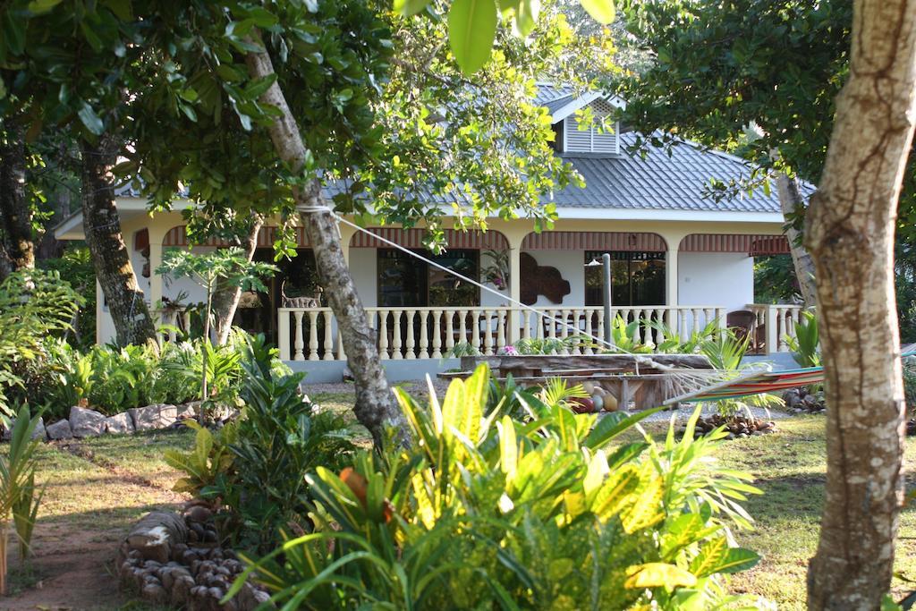 Domaine Les Rochers Apartment La Digue Exterior photo